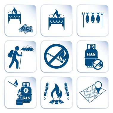 Seyahat ve kamp ekipmanları simgeler kümesi