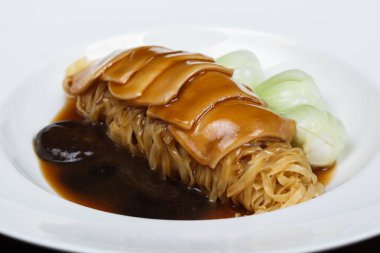 Tayland kızarmış toz cuisinesoup Mantarlı Makarna Tavuk