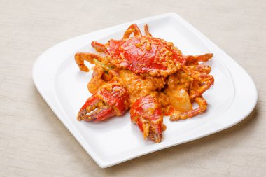 Fried yengeç ile köri