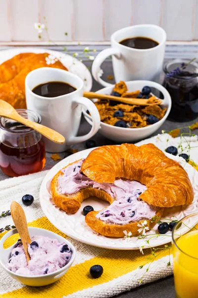 Continental Breakfast Croissants Blueberry Cream Cheese Spread Selective Focus — Stock Photo, Image