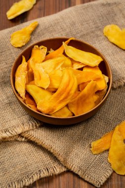 Kurutulmuş Mango meyve. Seçici odak.