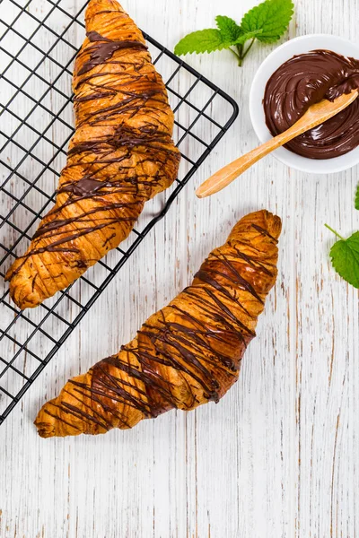 Croissant Cioccolato Colazione Focus Selettivo — Foto Stock