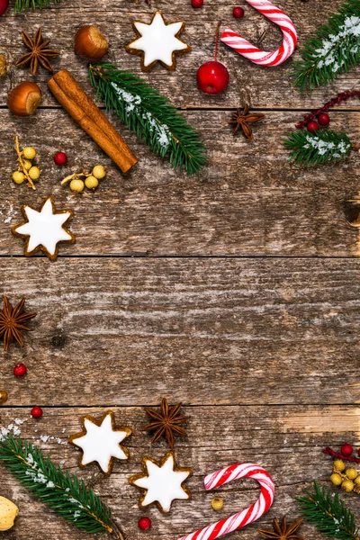 Karácsonyi Ünnep Csillag Mézeskalács Cookie Kat Dekoráció Fából Készült Háttér — Stock Fotó