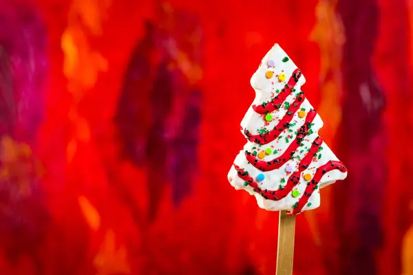 Χριστουγεννιάτικο Δέντρο Κέικ Σκάει Στο Stick Χριστούγεννα Φόντο Επιλεκτική Εστίαση — Φωτογραφία Αρχείου
