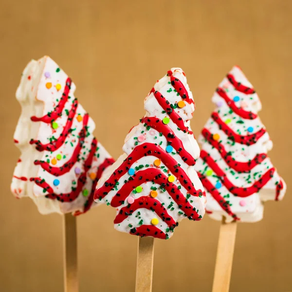 Fondo Navidad Con Pasteles Árbol Navidad Pops Stick Enfoque Selectivo — Foto de Stock