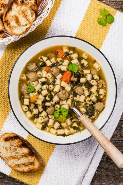 Sopa Casamento Tradicional Estilo Italiano Feito Com Almôndegas Cenouras Espinafre — Fotografia de Stock