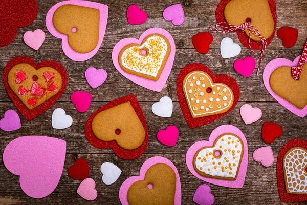 Valentinstag Hintergrund Valentinstag Herzförmige Kekse Auf Hölzernem Hintergrund Selektiver Fokus — Stockfoto