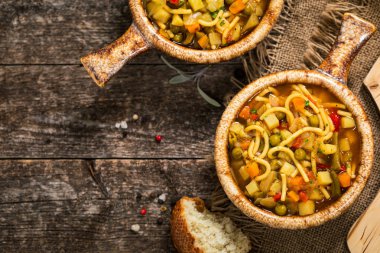 Vejetaryen Sebze Çorbası. Seçici odaklama.