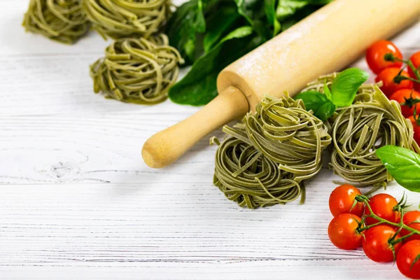 Spinach Basil Pasta Nests Wooden Background Selective Focus — Stock Photo, Image