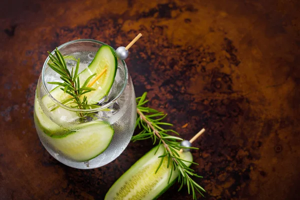 Erfrischender Gurken Gin Cocktail Selektiver Fokus — Stockfoto