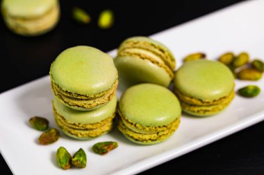 Yeşil Fıstıklı Makarna Kurabiyeleri. Seçici odak.