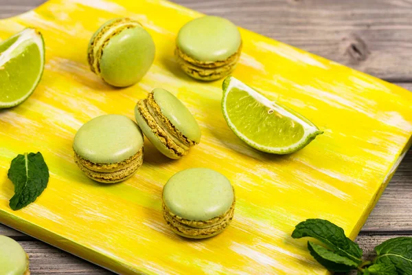 Lime Mint Flavored Green Macaron Selective Focus — Stock Photo, Image