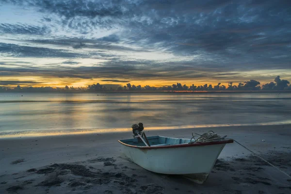 Beautiful Tropical Dawn Boat Beach — Stock Photo, Image