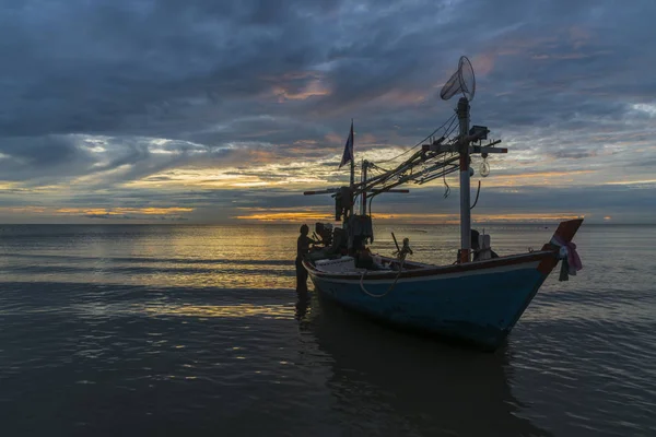 Bateau Pêche Tropical Aube — Photo