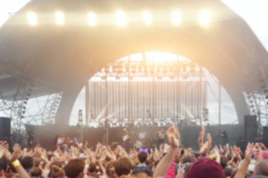 Açık Hava Festivali konser arka plan bulanık