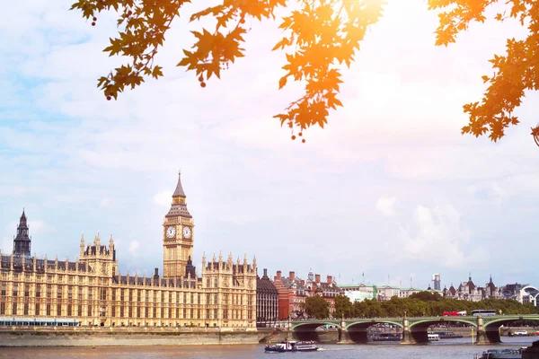 Londra Manzarasına Big Ben Mimari Thames Nehri Yakınında Cityscape — Stok fotoğraf