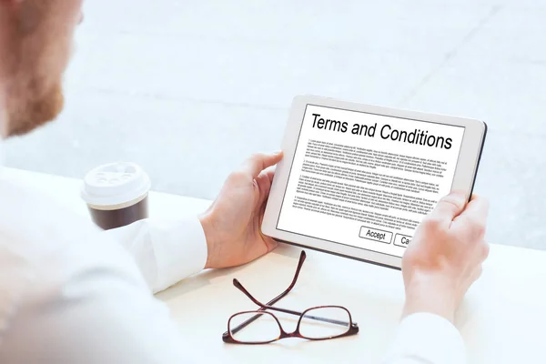 Terms Conditions Business Man Reading Tablet — Stock Photo, Image