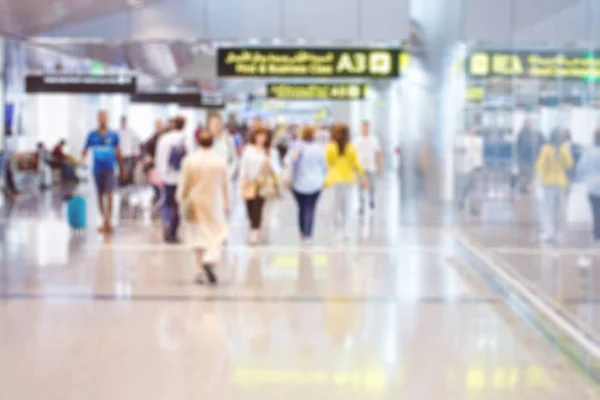 Fondo Borroso Aeropuerto Personas Caminando Moderna Terminal Internacional Doha — Foto de Stock