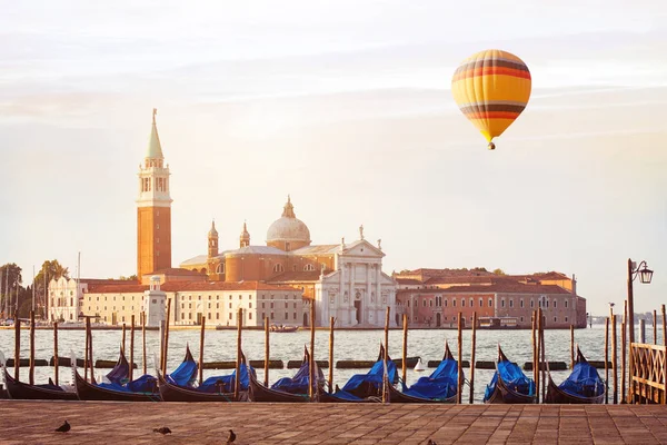 Beautiful Cityscape View Venice Sunrise Hot Air Balloon Italy — Stock Photo, Image