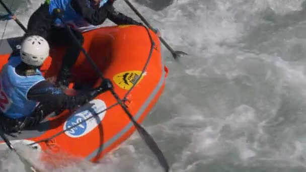 Russische Federatie Womens Raften Team Opleiding Aan Rivier Van Dora — Stockvideo