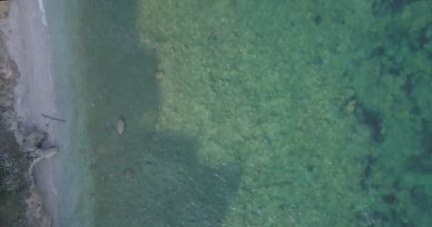 Luchtfoto Van Capobianco Een Witte Cliff Kust Met Kristalhelder Water — Stockvideo