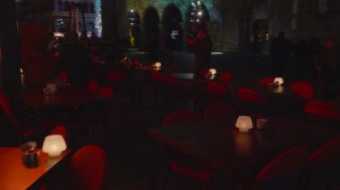 Noel Como Broletto gece lambası