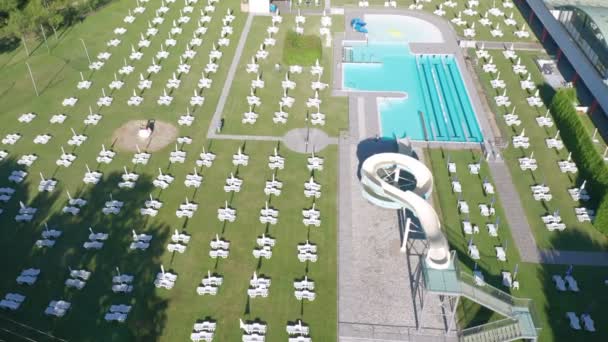 Aire libre vacío Pubblic piscina vista aérea — Vídeos de Stock