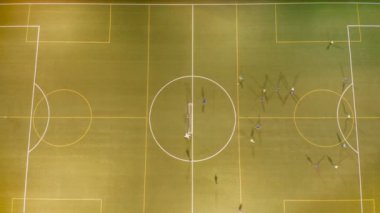 Futbol Stadyumu Eğitim Gecesi Üstü