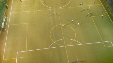 Futbol Stadyumu Eğitim Gecesi Üstü