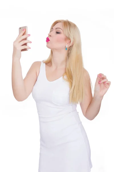 Vacker Blond Kvinna Att Göra Selfie Telefon Flicka Vit Klänning — Stockfoto