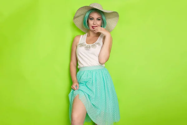 Beautiful Young Mint Haired Woman White Top Blue Middle Skirt — Stock Photo, Image