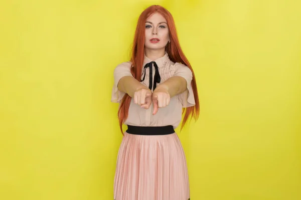 Single Gorgeous Young Red Haired Woman Pink Blouse Skirt Posing — Stock Photo, Image