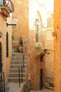 kenti ile gündüz, eski mimari sokak