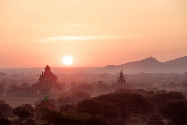 A temple surrounded by nature to pray to buddha from sunrise to sunset