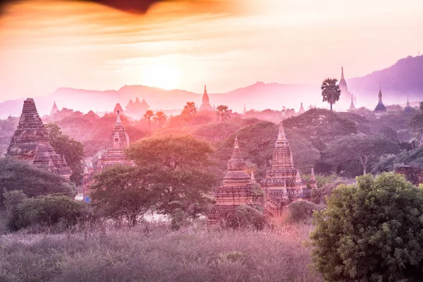 A temple surrounded by nature to pray to buddha from sunrise to sunset