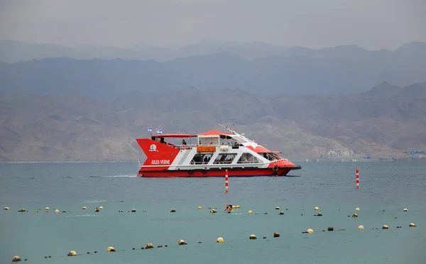 Eilat Israele Febbraio 2016 Barca Turistica Con Fondo Vetro Coral — Foto Stock