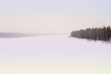 Sibirya'da beatiful donmuş nehir 