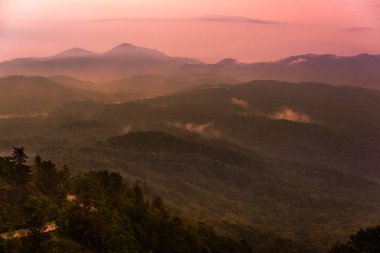 Bakış açıları Doi Inthanon Chiang Mai Tayland Sun rise