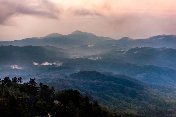 Miradouros Nascer Sol Doi Inthanon Chiang Mai Tailândia — Fotografia de Stock