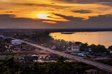 Bakış açısı Pakse Town, Laos