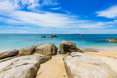 Güney Çin denizi, Nha Trang yakınlarındaki Vietnam kıyıları..