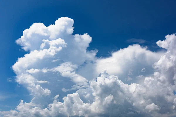 Cielo Abstracto Realista Con Fondo Nubes Blancas —  Fotos de Stock
