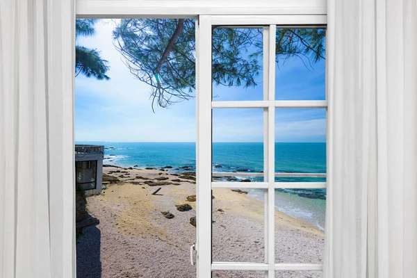 Paraíso Vista Mar Desde Ventana Isla Del Soleado Día Verano —  Fotos de Stock