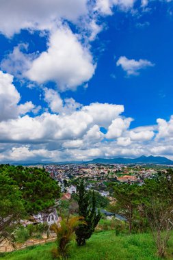 Vietnam Dalat Şehir panoramik manzaralı tepeden