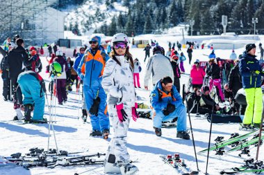 Bansko kayak merkezi. Polyana Banderishka
