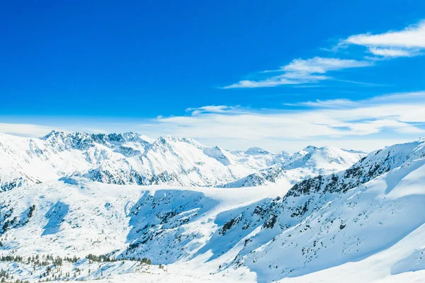 Bulgaristan'da kışın Pirin dağları — Stok fotoğraf