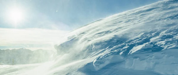 डोंगरांत बर्फ फ्लेझार्ड — स्टॉक फोटो, इमेज