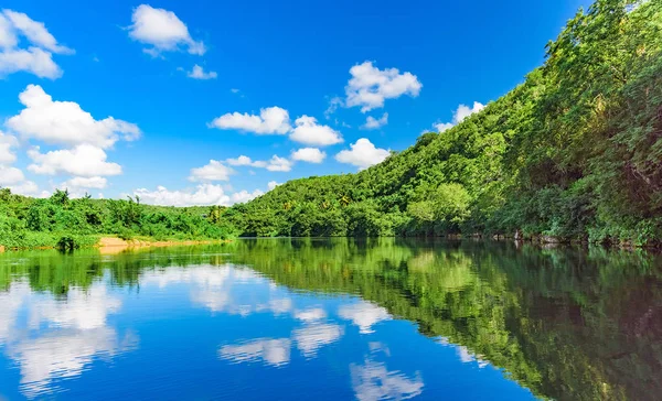 Chevon folyó Dominikai Köztársaság — Stock Fotó