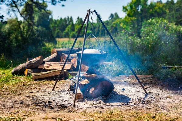 Camping Cooking Pot Hanging Campfire Tripod Tourist Camp — Stock Photo, Image