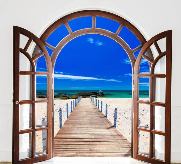 Porta Aperta Vista Sul Gazebo Nel Mare Caraibi — Foto Stock